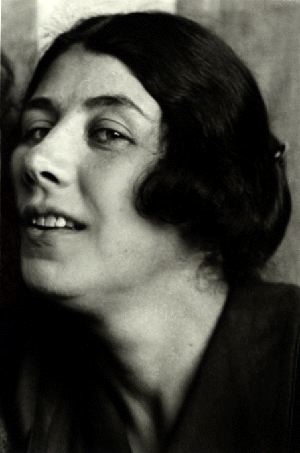 Portret van Ljoebov Popova