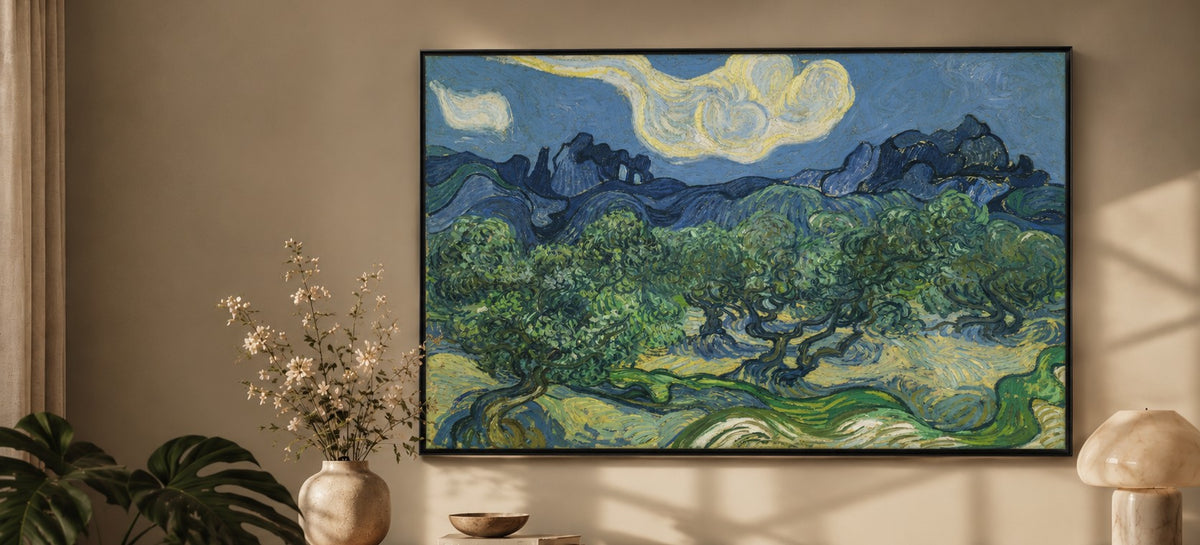 De olijfbomen van Vincent van Gogh, ingelijst aan de wand van een woonkamer